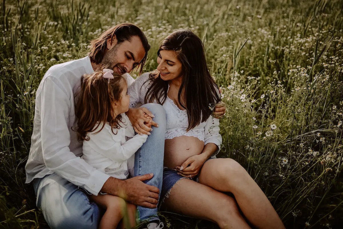 Photographe grossesse Altkirch – séance maternité en extérieur